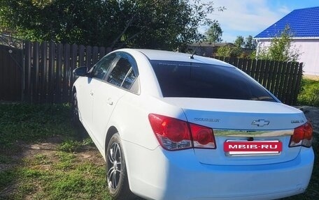 Chevrolet Cruze II, 2012 год, 800 000 рублей, 4 фотография