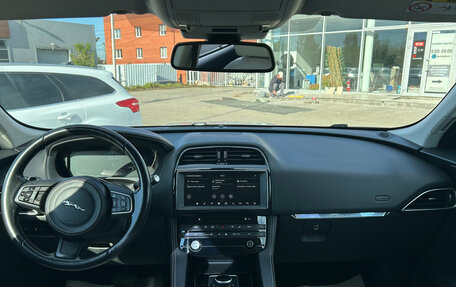 Jaguar F-Pace, 2016 год, 2 490 000 рублей, 8 фотография