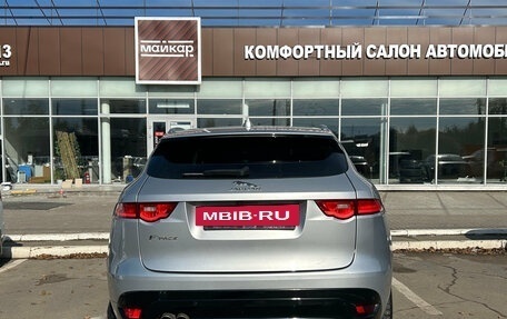 Jaguar F-Pace, 2016 год, 2 490 000 рублей, 5 фотография