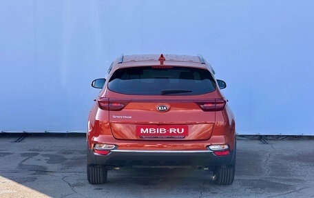 KIA Sportage IV рестайлинг, 2020 год, 2 290 000 рублей, 7 фотография
