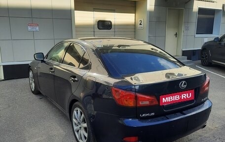 Lexus IS II рестайлинг 2, 2005 год, 1 120 000 рублей, 4 фотография