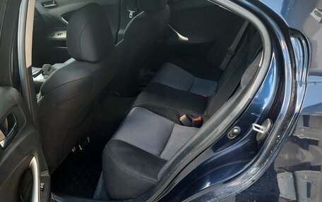 Lexus IS II рестайлинг 2, 2005 год, 1 120 000 рублей, 12 фотография