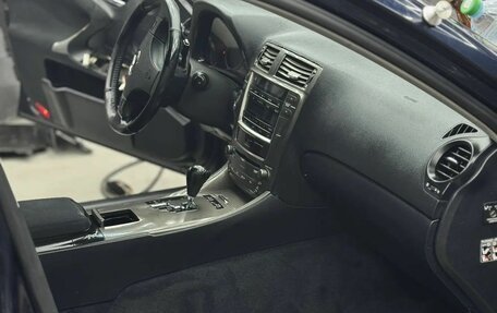 Lexus IS II рестайлинг 2, 2005 год, 1 120 000 рублей, 21 фотография