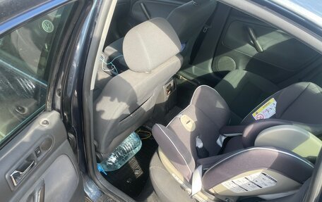 Volkswagen Passat B5+ рестайлинг, 2004 год, 590 000 рублей, 6 фотография