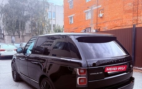 Land Rover Range Rover IV рестайлинг, 2020 год, 7 900 000 рублей, 3 фотография