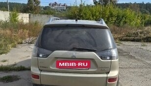 Mitsubishi Outlander III рестайлинг 3, 2008 год, 900 000 рублей, 1 фотография