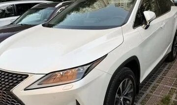 Lexus RX IV рестайлинг, 2019 год, 5 100 000 рублей, 1 фотография