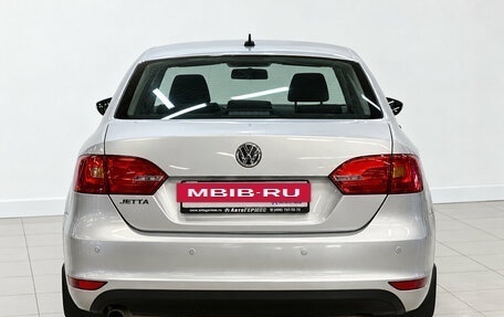 Volkswagen Jetta VI, 2012 год, 870 000 рублей, 3 фотография