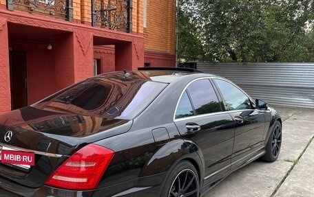 Mercedes-Benz S-Класс, 2010 год, 1 800 000 рублей, 4 фотография