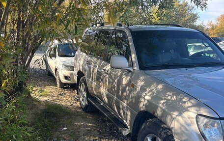 Toyota Land Cruiser 100 рестайлинг 2, 2004 год, 1 850 000 рублей, 4 фотография
