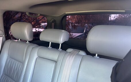 Toyota Land Cruiser 100 рестайлинг 2, 2004 год, 1 850 000 рублей, 10 фотография