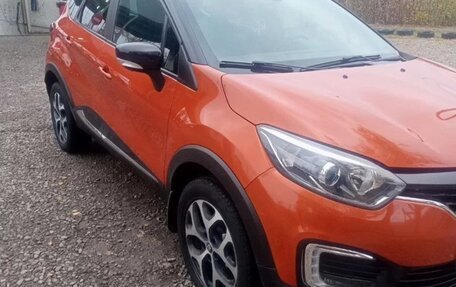 Renault Kaptur I рестайлинг, 2017 год, 1 450 000 рублей, 3 фотография