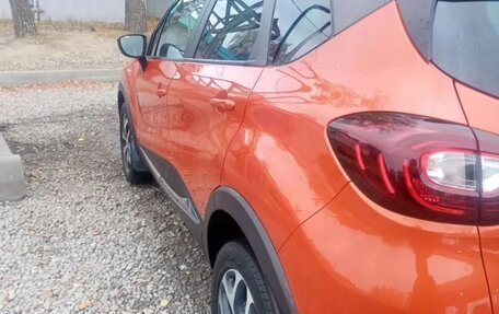 Renault Kaptur I рестайлинг, 2017 год, 1 450 000 рублей, 2 фотография