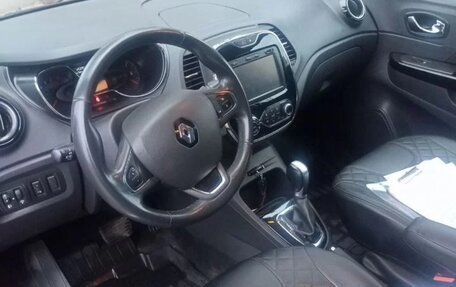 Renault Kaptur I рестайлинг, 2017 год, 1 450 000 рублей, 5 фотография