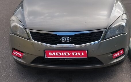 KIA cee'd I рестайлинг, 2011 год, 730 000 рублей, 1 фотография
