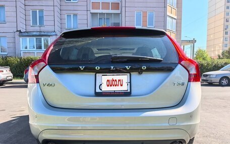 Volvo V60 I, 2018 год, 1 800 000 рублей, 4 фотография