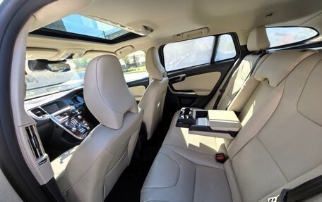 Volvo V60 I, 2018 год, 1 800 000 рублей, 17 фотография