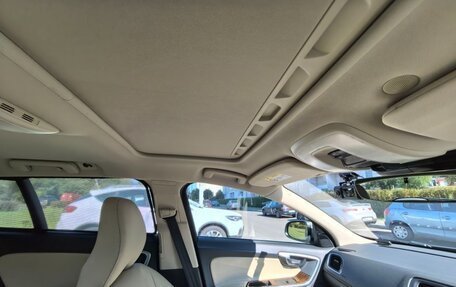 Volvo V60 I, 2018 год, 1 800 000 рублей, 24 фотография