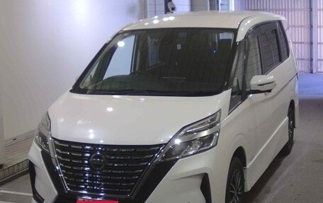 Nissan Serena IV, 2019 год, 2 150 000 рублей, 2 фотография