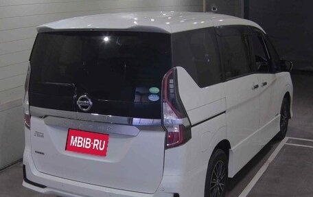 Nissan Serena IV, 2019 год, 2 150 000 рублей, 3 фотография