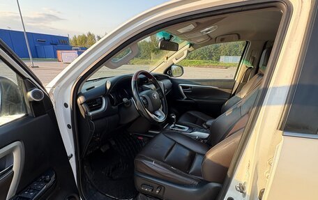Toyota Fortuner II, 2018 год, 3 400 000 рублей, 26 фотография