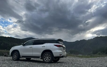 Toyota Fortuner II, 2018 год, 3 400 000 рублей, 30 фотография