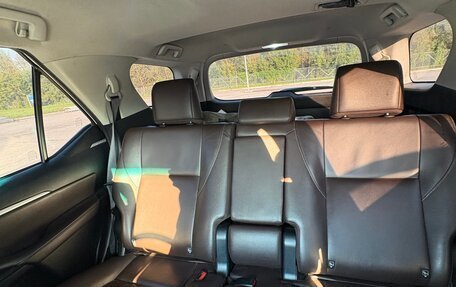 Toyota Fortuner II, 2018 год, 3 400 000 рублей, 29 фотография