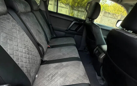 Toyota Land Cruiser Prado 150 рестайлинг 2, 2012 год, 2 970 000 рублей, 16 фотография