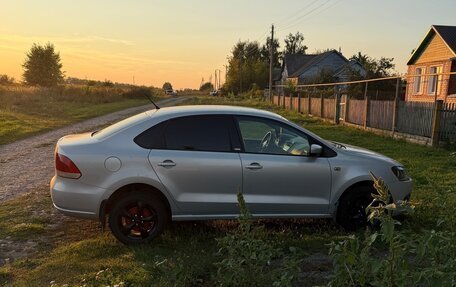 Volkswagen Polo VI (EU Market), 2014 год, 680 000 рублей, 2 фотография