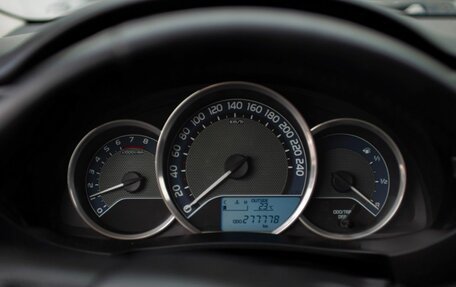 Toyota Corolla, 2013 год, 1 150 000 рублей, 17 фотография
