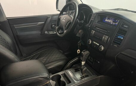 Mitsubishi Pajero IV, 2008 год, 990 000 рублей, 9 фотография