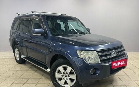 Mitsubishi Pajero IV, 2008 год, 990 000 рублей, 3 фотография