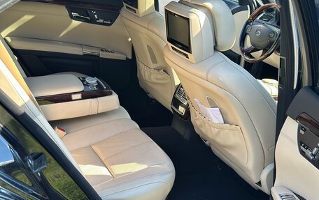 Mercedes-Benz S-Класс, 2006 год, 850 000 рублей, 21 фотография