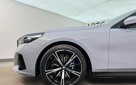 BMW 5 серия, 2026 год, 10 075 000 рублей, 5 фотография