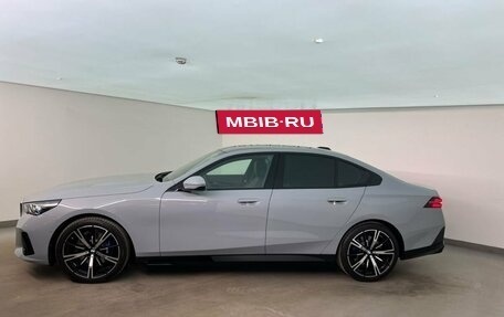 BMW 5 серия, 2026 год, 10 075 000 рублей, 3 фотография