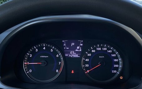 Hyundai Solaris II рестайлинг, 2013 год, 849 000 рублей, 14 фотография