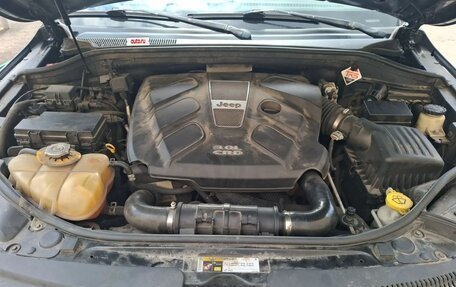 Jeep Grand Cherokee, 2012 год, 1 880 000 рублей, 8 фотография