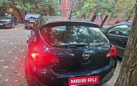 Opel Astra J, 2011 год, 630 000 рублей, 4 фотография