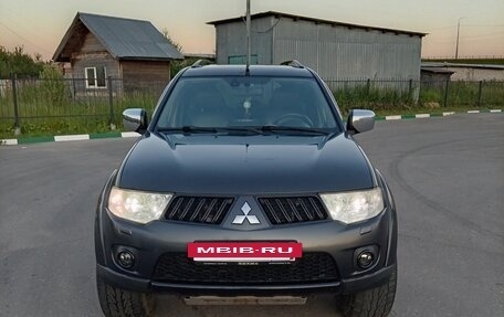 Mitsubishi Pajero Sport II рестайлинг, 2010 год, 1 690 000 рублей, 3 фотография