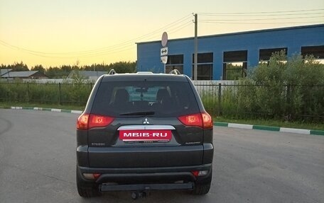 Mitsubishi Pajero Sport II рестайлинг, 2010 год, 1 690 000 рублей, 4 фотография