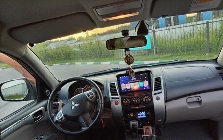 Mitsubishi Pajero Sport II рестайлинг, 2010 год, 1 690 000 рублей, 13 фотография