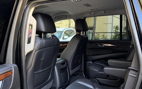 Cadillac Escalade IV, 2019 год, 5 800 000 рублей, 8 фотография