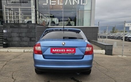 Skoda Rapid I, 2014 год, 830 000 рублей, 6 фотография