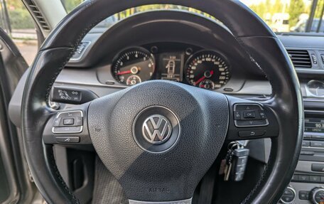 Volkswagen Passat B7, 2012 год, 790 000 рублей, 21 фотография