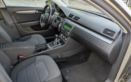 Volkswagen Passat B7, 2012 год, 790 000 рублей, 18 фотография