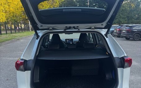 Toyota RAV4, 2021 год, 3 700 000 рублей, 15 фотография