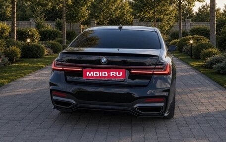 BMW 7 серия, 2021 год, 7 240 000 рублей, 3 фотография
