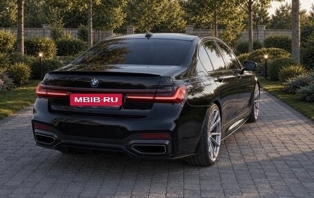 BMW 7 серия, 2021 год, 7 240 000 рублей, 4 фотография