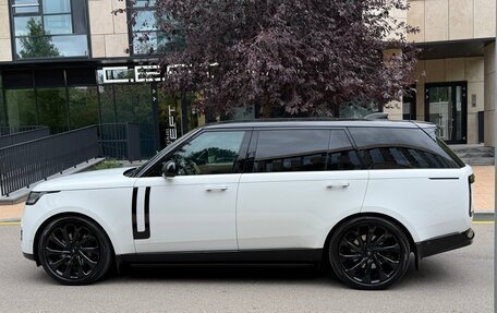 Land Rover Range Rover IV рестайлинг, 2022 год, 18 500 000 рублей, 2 фотография