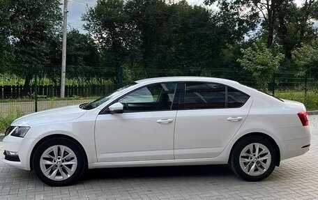 Skoda Octavia, 2018 год, 1 700 000 рублей, 10 фотография
